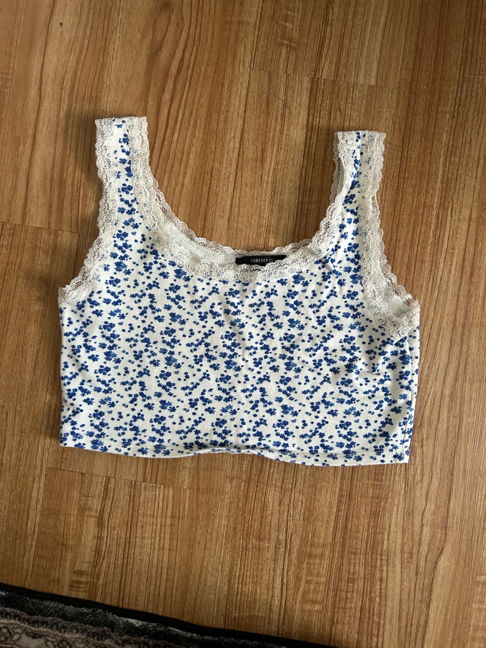 Forever 21 White Cropped Camisole with Blue Floral Print and Lace Trim